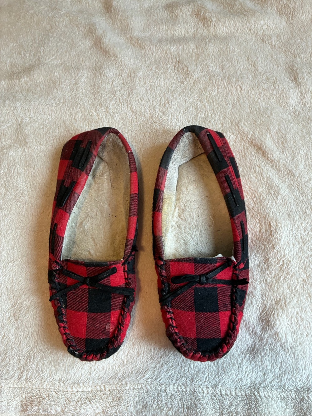 Women’s Red & Black Plaid Moccasin Slippers - Cozy Indoor Shoes